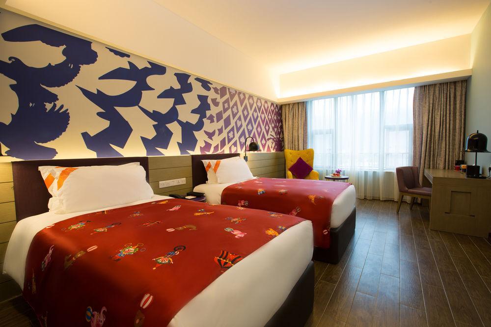 Chimelong Circus Hotel Чжухай Экстерьер фото