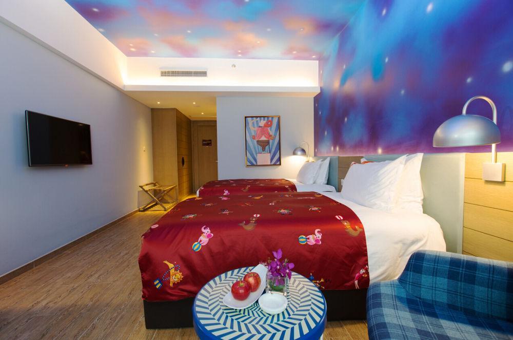 Chimelong Circus Hotel Чжухай Экстерьер фото