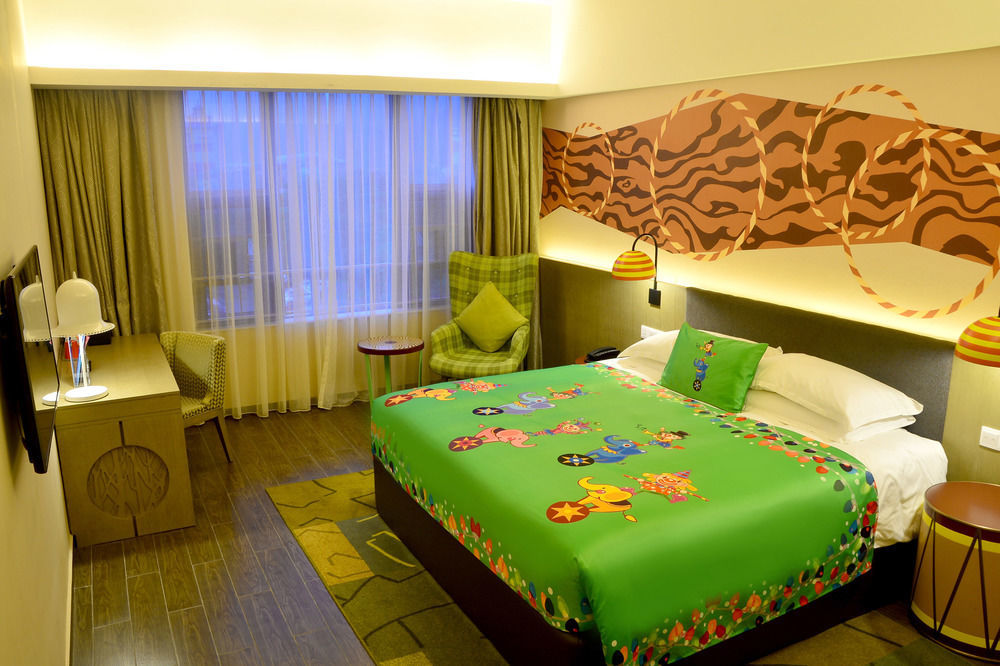 Chimelong Circus Hotel Чжухай Экстерьер фото